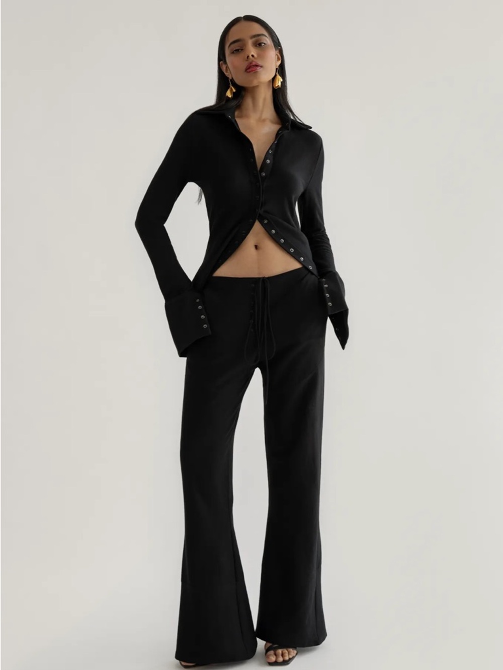Orseund Iris Black boogie down snap top